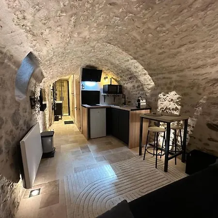 Apartment La Cave Du Port - Cddt La Rochelle (Charente-Maritime)